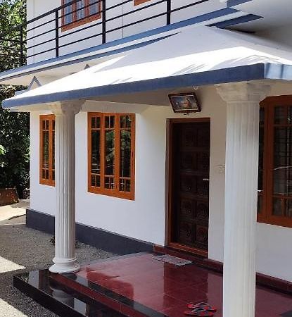 Soly'S Villa Homestay Munnar Kültér fotó