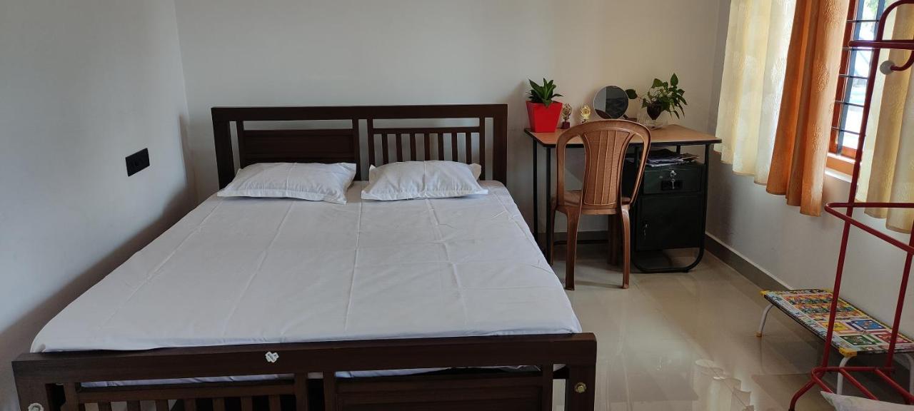 Soly'S Villa Homestay Munnar Kültér fotó