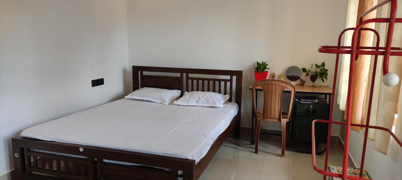 Soly'S Villa Homestay Munnar Kültér fotó