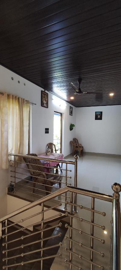 Soly'S Villa Homestay Munnar Kültér fotó